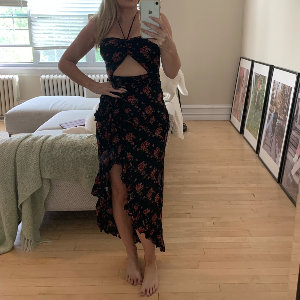 Forever 21 Flowered Wrap Dress Small 🌺